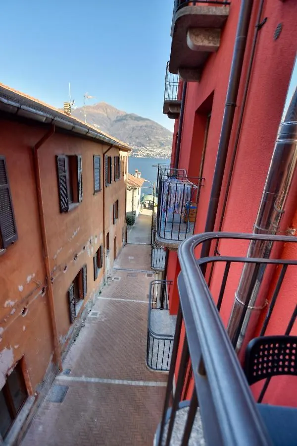 Two-Bedroom Modern Apartment Acquaseria Italy